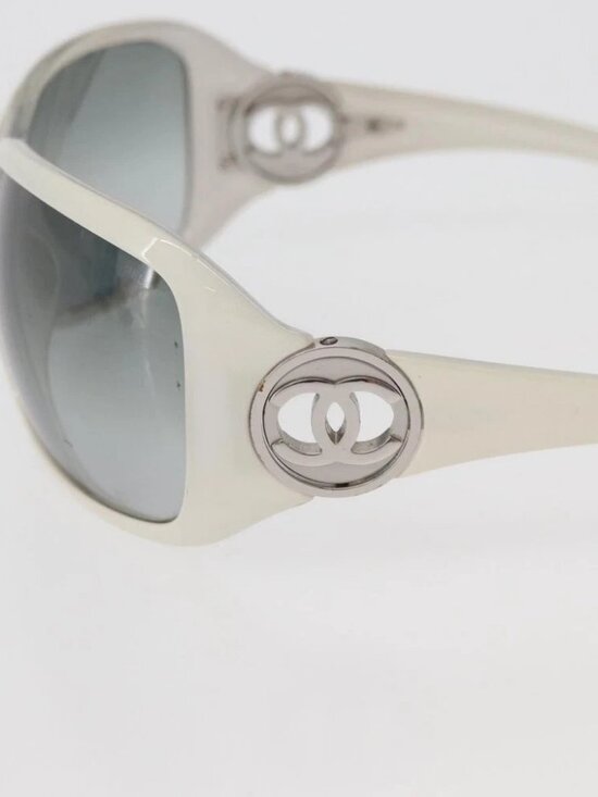 CHANEL Sunglasses plastic White CC Auth 162589 main image 9